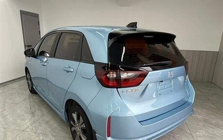 Honda Fit, 2023 год, 1 170 333 рублей, 6 фотография