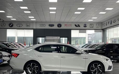 Skoda Octavia IV, 2022 год, 2 060 000 рублей, 13 фотография