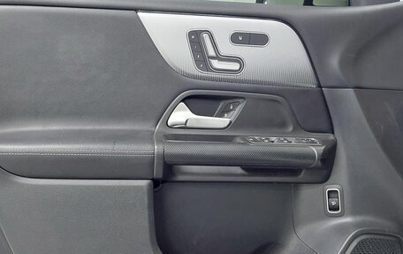 Mercedes-Benz GLB, 2021 год, 2 737 900 рублей, 9 фотография