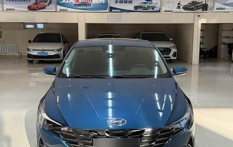 Hyundai Elantra, 2022 год, 1 420 000 рублей, 2 фотография