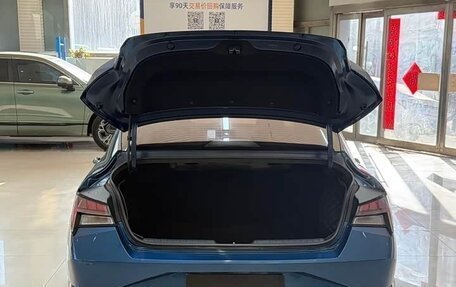 Hyundai Elantra, 2022 год, 1 420 000 рублей, 16 фотография