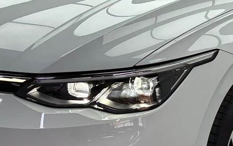 Volkswagen Golf VIII, 2022 год, 1 850 000 рублей, 14 фотография