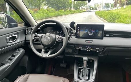 Honda Vezel, 2024 год, 1 825 000 рублей, 7 фотография