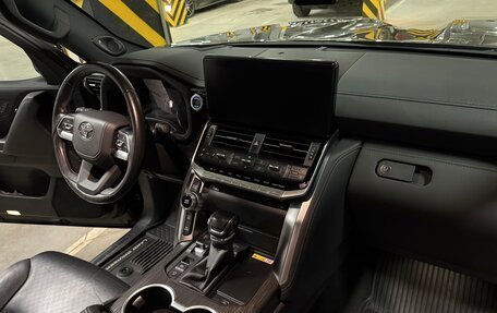 Toyota Land Cruiser, 2021 год, 12 100 000 рублей, 3 фотография