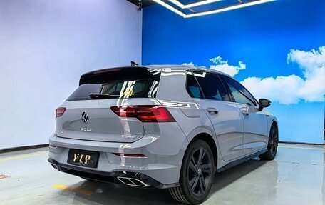 Volkswagen Golf VIII, 2022 год, 1 950 000 рублей, 3 фотография