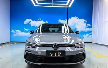 Volkswagen Golf VIII, 2022 год, 1 950 000 рублей, 9 фотография