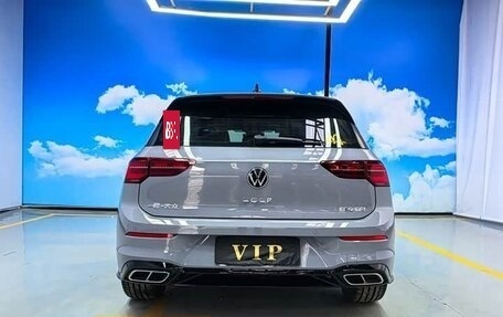 Volkswagen Golf VIII, 2022 год, 1 950 000 рублей, 11 фотография