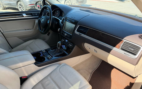 Volkswagen Touareg III, 2012 год, 1 655 000 рублей, 7 фотография