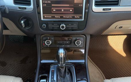 Volkswagen Touareg III, 2012 год, 1 655 000 рублей, 9 фотография