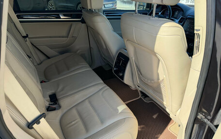 Volkswagen Touareg III, 2012 год, 1 655 000 рублей, 15 фотография