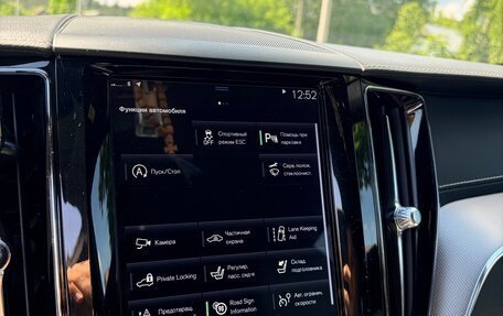 Volvo XC60 II, 2019 год, 3 990 000 рублей, 14 фотография