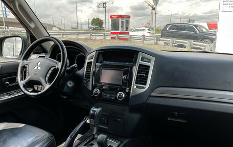 Mitsubishi Pajero IV, 2015 год, 2 647 000 рублей, 9 фотография