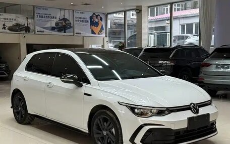Volkswagen Golf VIII, 2023 год, 2 196 000 рублей, 3 фотография