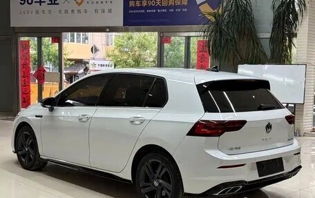 Volkswagen Golf VIII, 2023 год, 2 196 000 рублей, 6 фотография