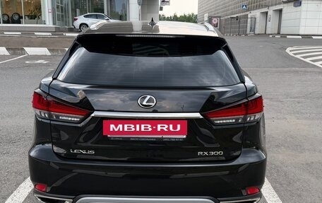 Lexus RX IV рестайлинг, 2021 год, 5 100 000 рублей, 4 фотография