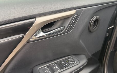 Lexus RX IV рестайлинг, 2021 год, 5 100 000 рублей, 11 фотография
