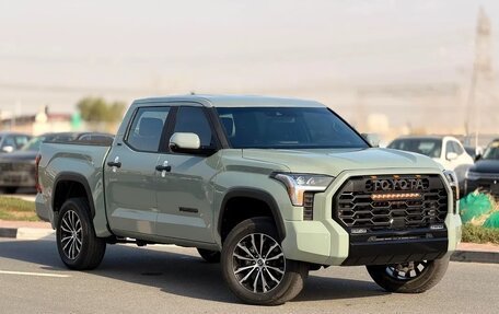Toyota Tundra, 2025 год, 9 000 000 рублей, 2 фотография