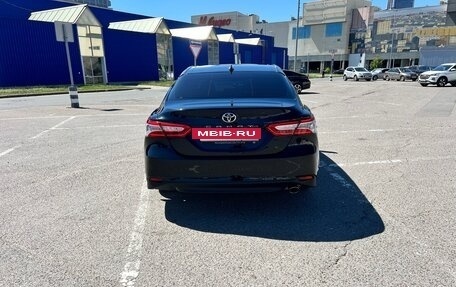 Toyota Camry, 2021 год, 2 950 000 рублей, 5 фотография
