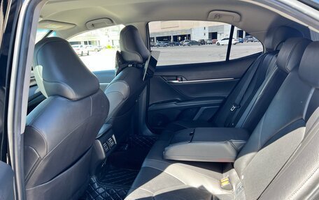 Toyota Camry, 2021 год, 2 950 000 рублей, 20 фотография