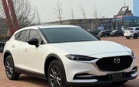 Mazda CX-4, 2021 год, 1 668 000 рублей, 3 фотография