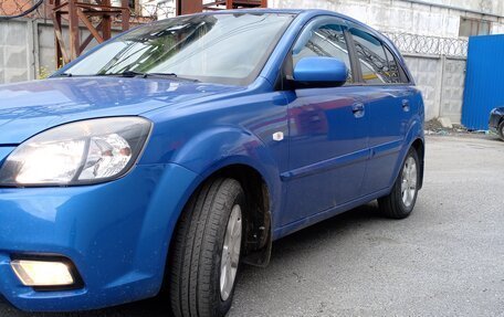 KIA Rio II, 2011 год, 650 000 рублей, 2 фотография