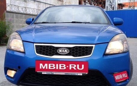 KIA Rio II, 2011 год, 650 000 рублей, 3 фотография