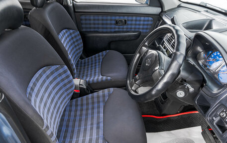 Nissan Cube II, 2000 год, 249 000 рублей, 11 фотография