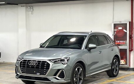 Audi Q3, 2023 год, 2 100 000 рублей, 3 фотография