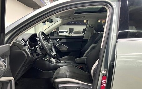 Audi Q3, 2023 год, 2 100 000 рублей, 10 фотография