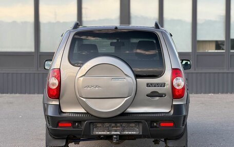 Chevrolet Niva I рестайлинг, 2019 год, 979 000 рублей, 10 фотография