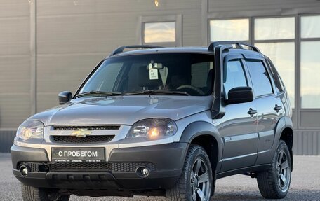 Chevrolet Niva I рестайлинг, 2019 год, 979 000 рублей, 6 фотография
