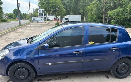 Renault Clio III, 2006 год, 410 000 рублей, 2 фотография