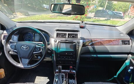 Toyota Camry, 2016 год, 2 800 000 рублей, 8 фотография