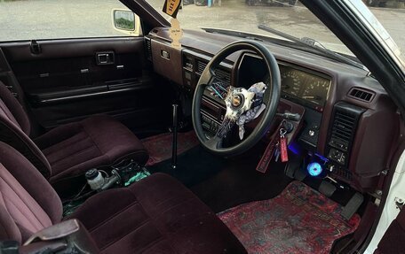 Nissan Laurel VIII, 1988 год, 415 000 рублей, 4 фотография