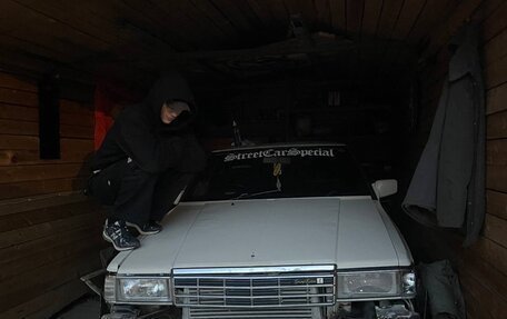 Nissan Laurel VIII, 1988 год, 415 000 рублей, 9 фотография