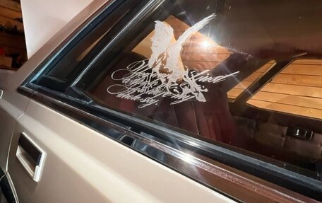 Nissan Laurel VIII, 1988 год, 415 000 рублей, 11 фотография