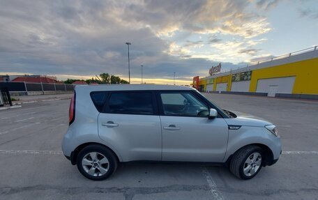 KIA Soul II рестайлинг, 2018 год, 1 550 000 рублей, 12 фотография