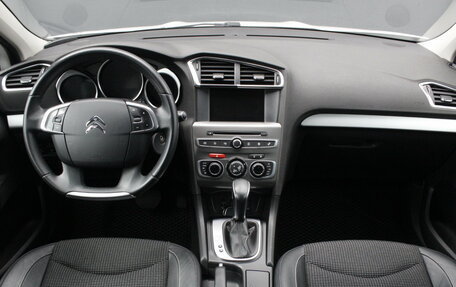 Citroen C4 II рестайлинг, 2018 год, 1 190 000 рублей, 7 фотография