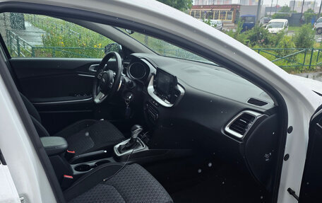 KIA cee'd III, 2021 год, 1 730 000 рублей, 7 фотография