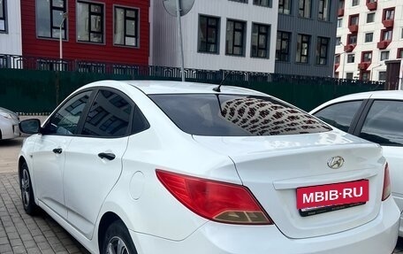 Hyundai Solaris II рестайлинг, 2016 год, 910 000 рублей, 4 фотография