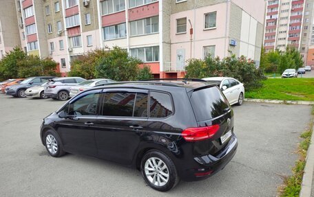 Volkswagen Touran III, 2019 год, 1 850 000 рублей, 6 фотография