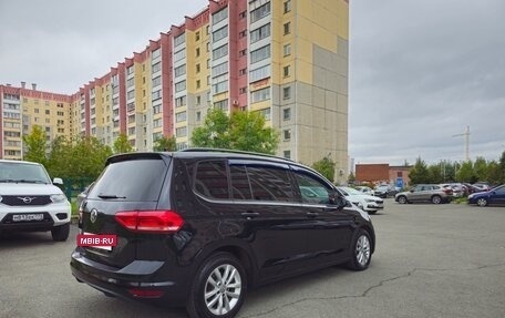 Volkswagen Touran III, 2019 год, 1 850 000 рублей, 5 фотография