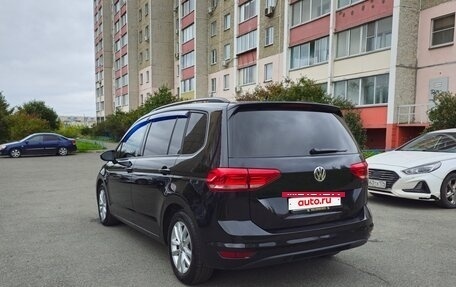 Volkswagen Touran III, 2019 год, 1 850 000 рублей, 4 фотография