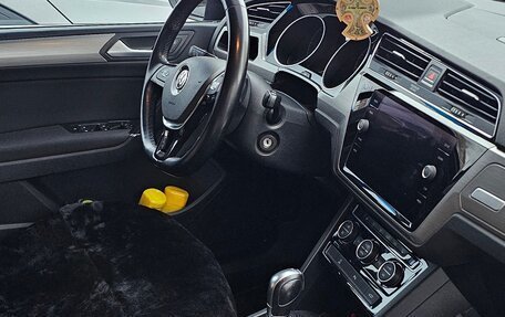 Volkswagen Touran III, 2019 год, 1 850 000 рублей, 14 фотография