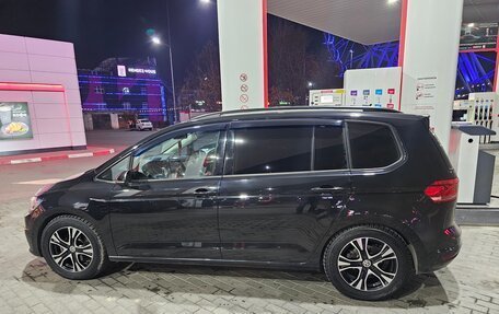 Volkswagen Touran III, 2019 год, 1 850 000 рублей, 15 фотография