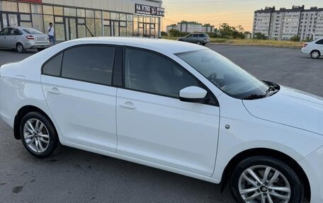 Skoda Rapid I, 2014 год, 800 000 рублей, 10 фотография