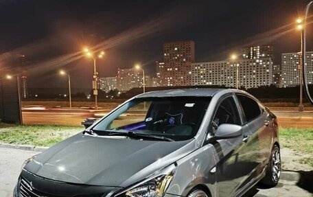 Hyundai Solaris II рестайлинг, 2016 год, 550 000 рублей, 4 фотография