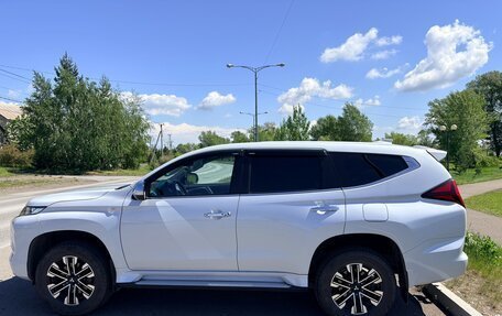 Mitsubishi Montero Sport, 2021 год, 4 850 000 рублей, 7 фотография