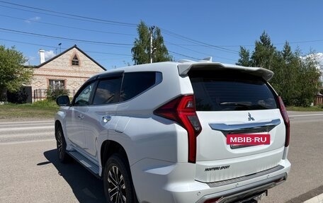 Mitsubishi Montero Sport, 2021 год, 4 850 000 рублей, 5 фотография