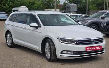 Volkswagen Passat B8 рестайлинг, 2018 год, 2 050 000 рублей, 2 фотография